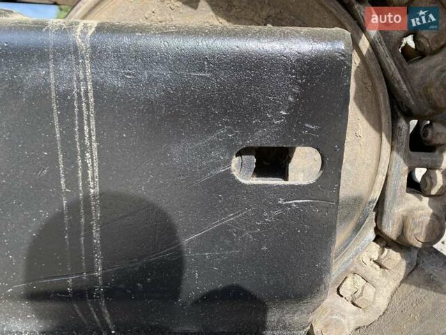 Жовтий ЖЦБ 220, об'ємом двигуна 0 л та пробігом 13 тис. км за 39500 $, фото 27 на Automoto.ua