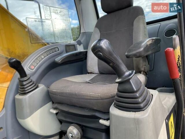 Жовтий ЖЦБ 220, об'ємом двигуна 0 л та пробігом 13 тис. км за 39500 $, фото 51 на Automoto.ua