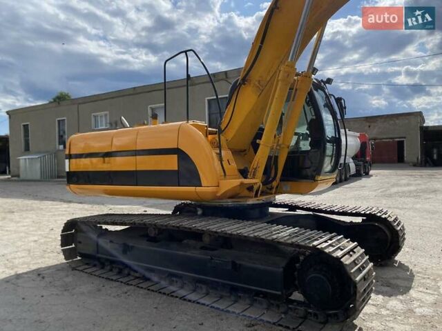 Жовтий ЖЦБ 220, об'ємом двигуна 0 л та пробігом 13 тис. км за 39500 $, фото 1 на Automoto.ua