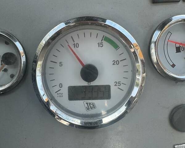 ЖЦБ 2ЦКС, об'ємом двигуна 4.4 л та пробігом 333 тис. км за 35500 $, фото 9 на Automoto.ua