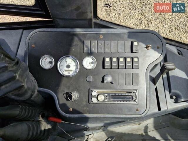 Желтый ЖЦБ 2ЦКС, объемом двигателя 4 л и пробегом 250 тыс. км за 51003 $, фото 32 на Automoto.ua