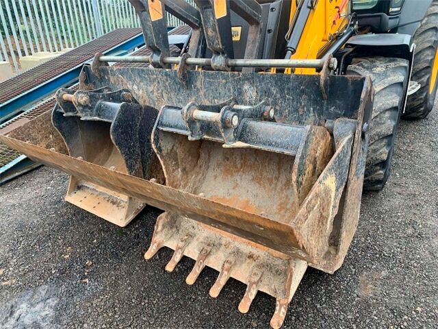 ЖЦБ 3ЦКС, объемом двигателя 0 л и пробегом 0 тыс. км за 74405 $, фото 3 на Automoto.ua