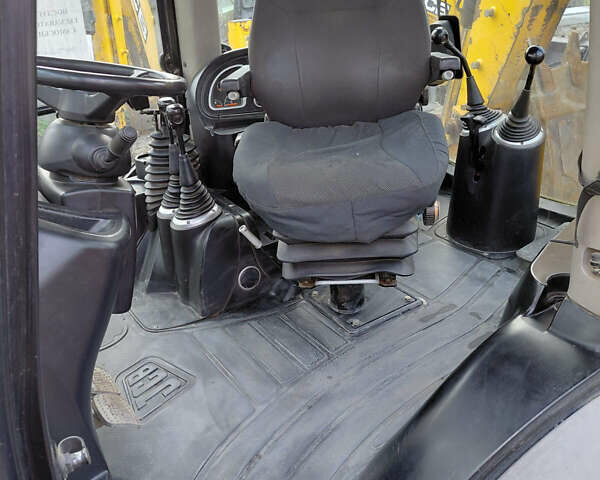 ЖЦБ 3ЦКС, об'ємом двигуна 4.4 л та пробігом 0 тис. км за 60000 $, фото 15 на Automoto.ua