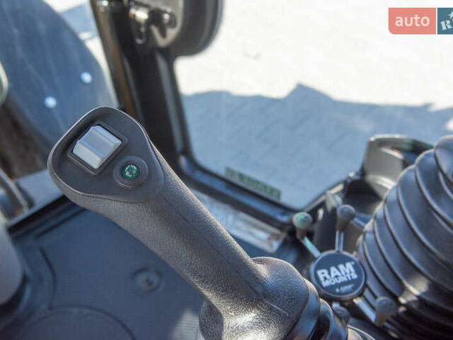 ЖЦБ 3ЦКС, объемом двигателя 0 л и пробегом 0 тыс. км за 127625 $, фото 29 на Automoto.ua