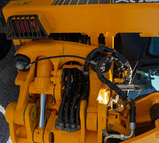 ЖЦБ 3ЦКС, объемом двигателя 0 л и пробегом 0 тыс. км за 127625 $, фото 6 на Automoto.ua