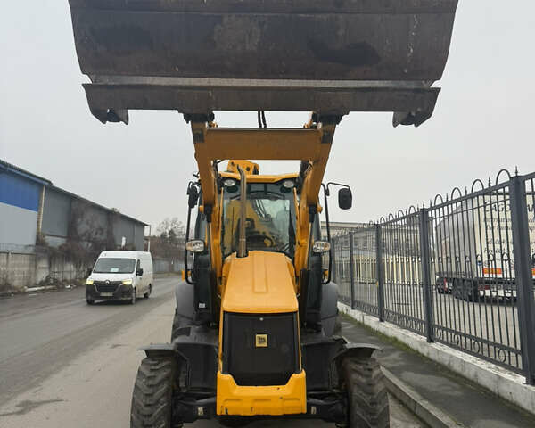 Желтый ЖЦБ 3ЦКС, объемом двигателя 4.4 л и пробегом 1 тыс. км за 68331 $, фото 7 на Automoto.ua