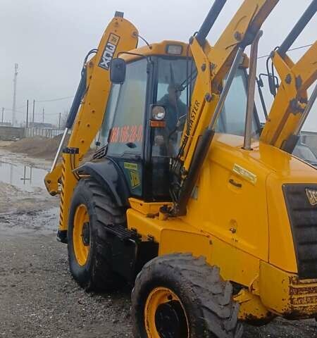 Жовтий ЖЦБ 3ЦКС, об'ємом двигуна 4 л та пробігом 11 тис. км за 33200 $, фото 5 на Automoto.ua