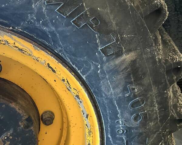Жовтий ЖЦБ 3ЦКС, об'ємом двигуна 4.4 л та пробігом 1 тис. км за 50000 $, фото 9 на Automoto.ua