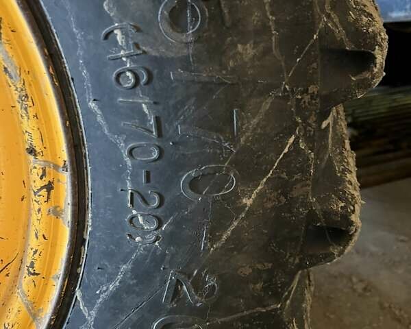Жовтий ЖЦБ 3ЦКС, об'ємом двигуна 4.4 л та пробігом 1 тис. км за 50000 $, фото 8 на Automoto.ua