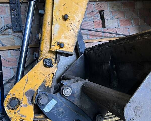 Жовтий ЖЦБ 3ЦКС, об'ємом двигуна 4.4 л та пробігом 1 тис. км за 50000 $, фото 13 на Automoto.ua