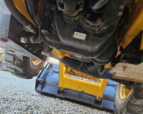 Желтый ЖЦБ 3ЦКС, объемом двигателя 4.4 л и пробегом 540 тыс. км за 58140 $, фото 30 на Automoto.ua