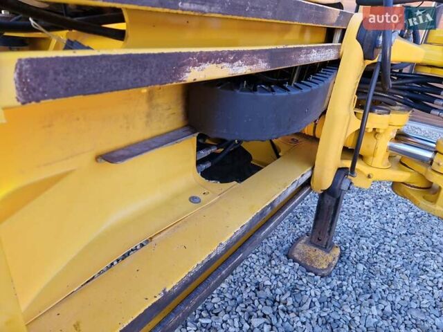 Желтый ЖЦБ 3ЦКС, объемом двигателя 4.4 л и пробегом 540 тыс. км за 58140 $, фото 41 на Automoto.ua