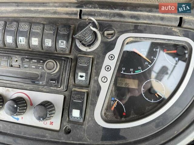 Жовтий ЖЦБ 3ЦКС, об'ємом двигуна 4.4 л та пробігом 5 тис. км за 54005 $, фото 8 на Automoto.ua