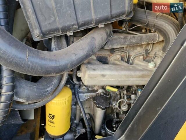 Желтый ЖЦБ 3ЦКС, объемом двигателя 4.4 л и пробегом 540 тыс. км за 58140 $, фото 43 на Automoto.ua