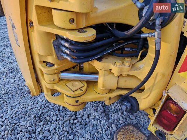 Желтый ЖЦБ 3ЦКС, объемом двигателя 4.4 л и пробегом 540 тыс. км за 58140 $, фото 21 на Automoto.ua