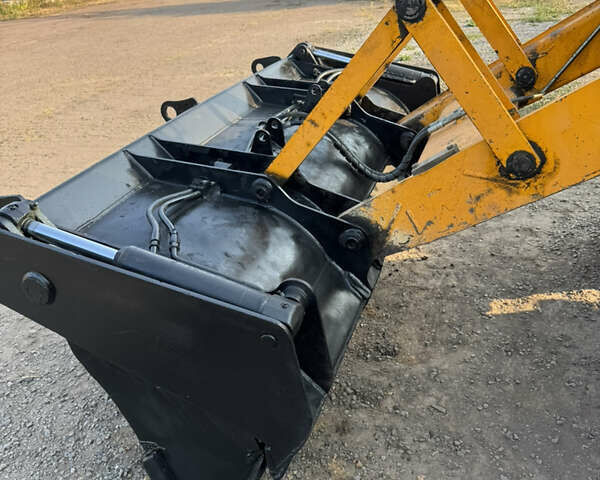 Жовтий ЖЦБ 3ЦКС, об'ємом двигуна 4.4 л та пробігом 15 тис. км за 42000 $, фото 6 на Automoto.ua