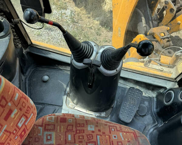 Жовтий ЖЦБ 3ЦКС, об'ємом двигуна 4.4 л та пробігом 15 тис. км за 42000 $, фото 13 на Automoto.ua
