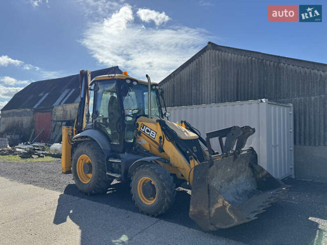 Желтый ЖЦБ 3ЦКС, объемом двигателя 4.4 л и пробегом 2 тыс. км за 81220 $, фото 3 на Automoto.ua