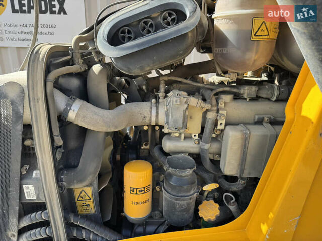 Желтый ЖЦБ 3ЦКС, объемом двигателя 4.4 л и пробегом 2 тыс. км за 81220 $, фото 10 на Automoto.ua