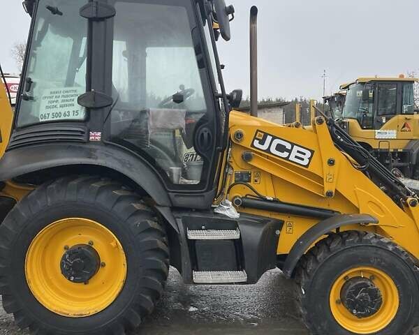Жовтий ЖЦБ 3ЦКС, об'ємом двигуна 4.4 л та пробігом 0 тис. км за 73000 $, фото 3 на Automoto.ua