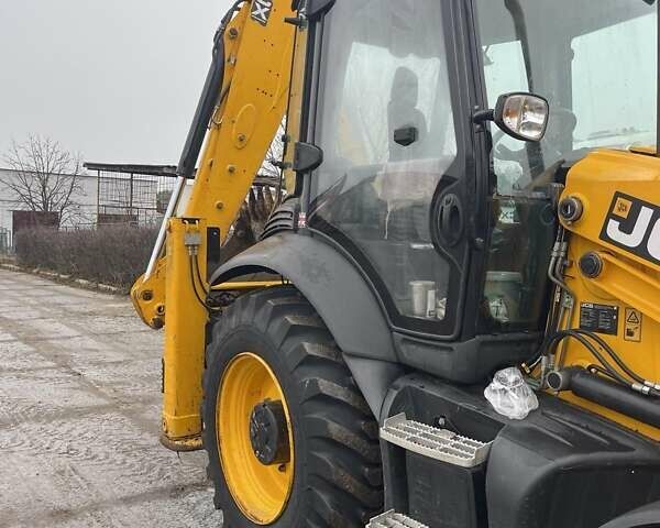 Жовтий ЖЦБ 3ЦКС, об'ємом двигуна 4.4 л та пробігом 0 тис. км за 73000 $, фото 11 на Automoto.ua