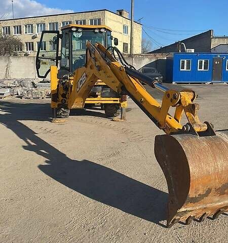 Желтый ЖЦБ 3ЦКС, объемом двигателя 4.4 л и пробегом 1 тыс. км за 80000 $, фото 9 на Automoto.ua