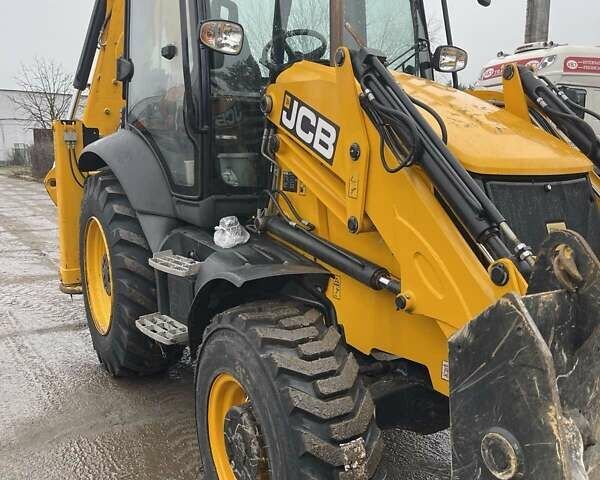 Жовтий ЖЦБ 3ЦКС, об'ємом двигуна 4.4 л та пробігом 0 тис. км за 73000 $, фото 10 на Automoto.ua