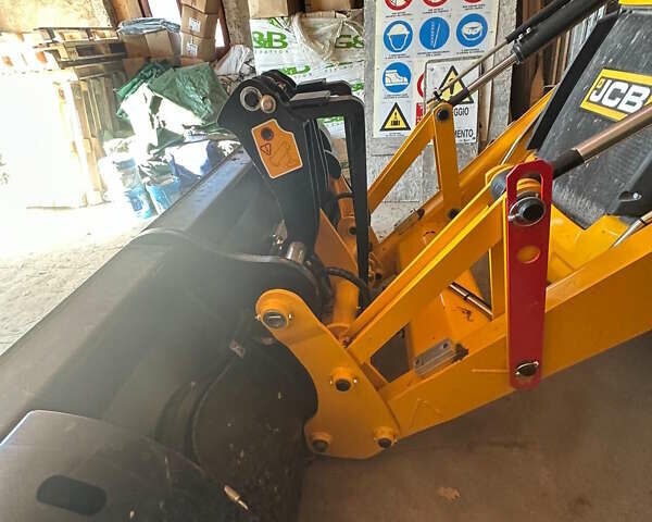 Желтый ЖЦБ 3ЦКС, объемом двигателя 0 л и пробегом 0 тыс. км за 122064 $, фото 6 на Automoto.ua