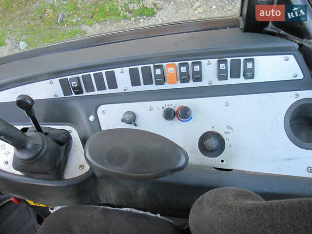 ЖЦБ 406, объемом двигателя 4.4 л и пробегом 1 тыс. км за 35850 $, фото 11 на Automoto.ua