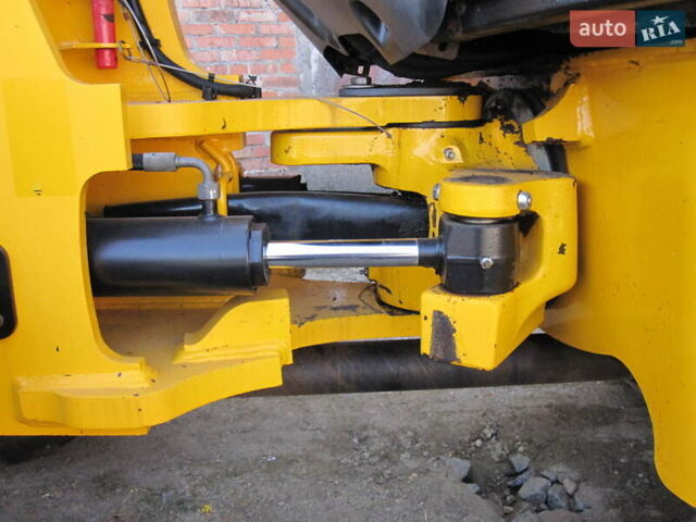 ЖЦБ 406, об'ємом двигуна 4.4 л та пробігом 1 тис. км за 35850 $, фото 7 на Automoto.ua