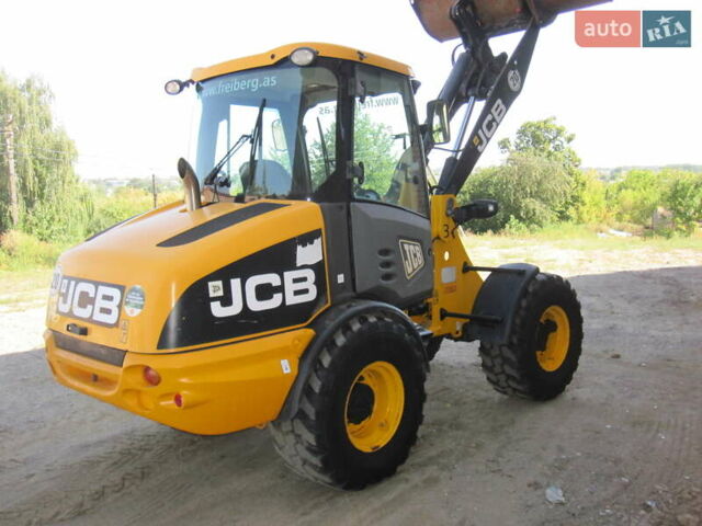 Желтый ЖЦБ 406, объемом двигателя 4.4 л и пробегом 1 тыс. км за 35850 $, фото 4 на Automoto.ua