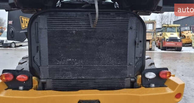 ЖЦБ 411, объемом двигателя 0 л и пробегом 8 тыс. км за 43602 $, фото 9 на Automoto.ua