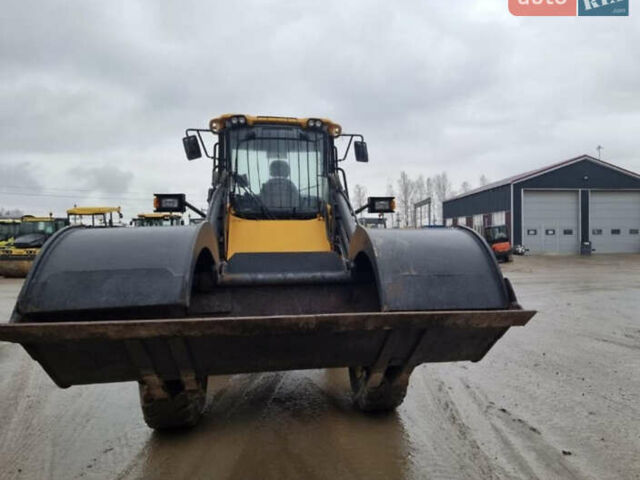 ЖЦБ 411, объемом двигателя 0 л и пробегом 8 тыс. км за 43602 $, фото 7 на Automoto.ua