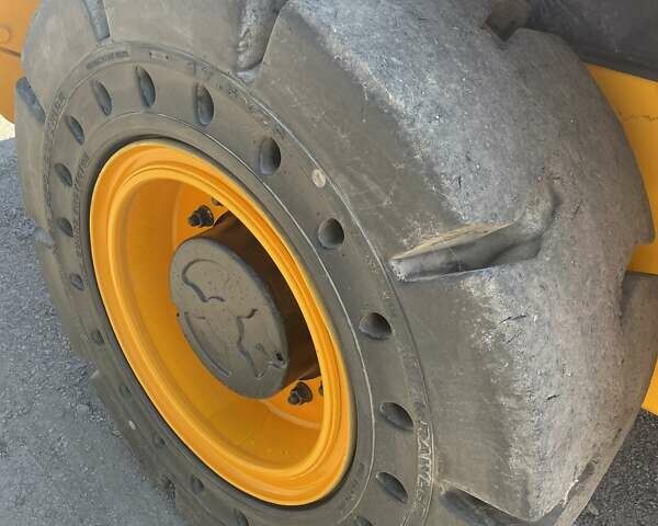 ЖЦБ 427, объемом двигателя 0 л и пробегом 8 тыс. км за 64900 $, фото 9 на Automoto.ua
