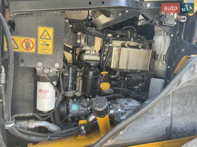 ЖЦБ 427, объемом двигателя 0 л и пробегом 8 тыс. км за 64900 $, фото 13 на Automoto.ua
