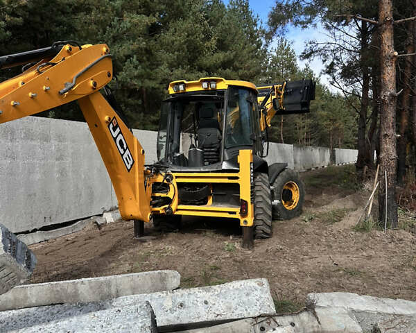 Жовтий ЖЦБ 4ЦКС, об'ємом двигуна 4.4 л та пробігом 0 тис. км за 53000 $, фото 1 на Automoto.ua