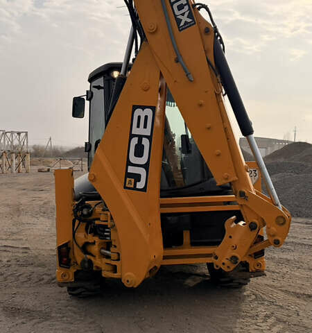 Желтый ЖЦБ 4ЦКС, объемом двигателя 0 л и пробегом 950 тыс. км за 63900 $, фото 12 на Automoto.ua