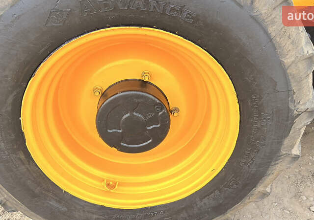 Желтый ЖЦБ 4ЦКС, объемом двигателя 0 л и пробегом 950 тыс. км за 63900 $, фото 7 на Automoto.ua