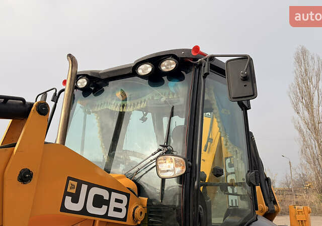 Желтый ЖЦБ 4ЦКС, объемом двигателя 0 л и пробегом 950 тыс. км за 63900 $, фото 21 на Automoto.ua