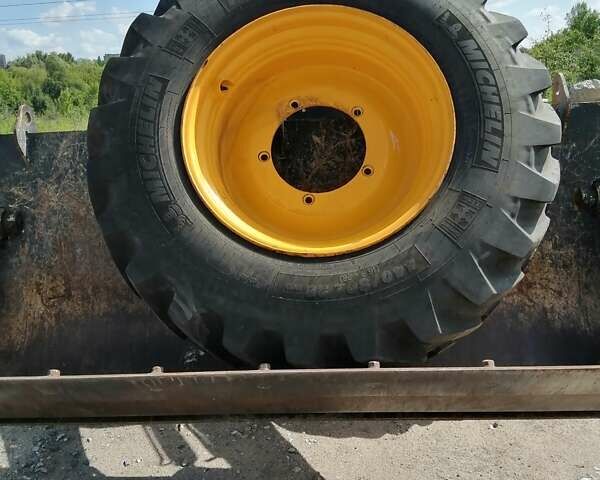 Жовтий ЖЦБ 4ЦКС, об'ємом двигуна 4.4 л та пробігом 0 тис. км за 90000 $, фото 1 на Automoto.ua