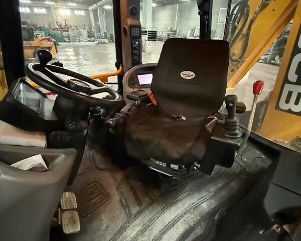 Жовтий ЖЦБ 4ЦКС, об'ємом двигуна 0 л та пробігом 0 тис. км за 117085 $, фото 5 на Automoto.ua