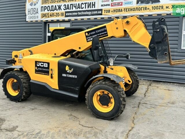 ЖЦБ 525-60 Hi-Viz, объемом двигателя 4.4 л и пробегом 0 тыс. км за 51944 $, фото 1 на Automoto.ua