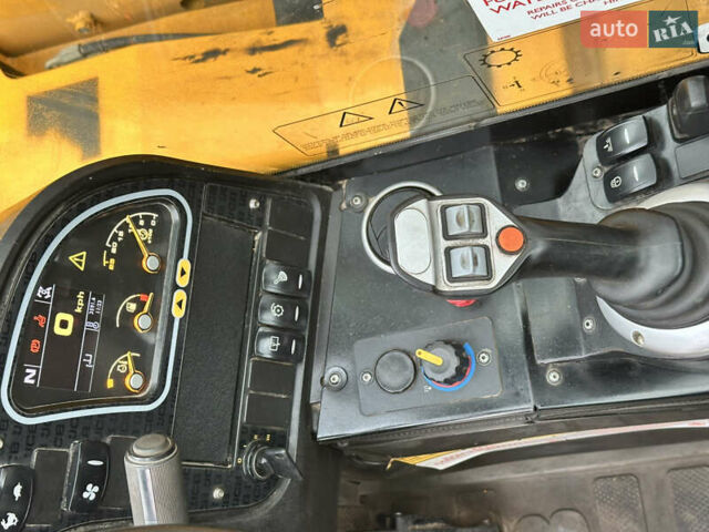 ЖЦБ 525-60 Hi-Viz, об'ємом двигуна 4.4 л та пробігом 3 тис. км за 52088 $, фото 6 на Automoto.ua