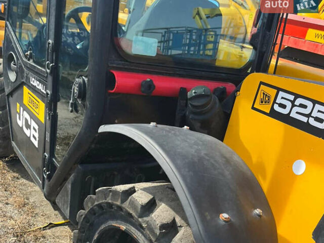 Желтый ЖЦБ 525-60 Hi-Viz, объемом двигателя 0 л и пробегом 0 тыс. км за 45998 $, фото 5 на Automoto.ua