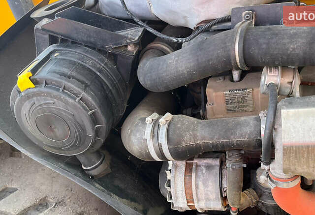 Желтый ЖЦБ 525-60 Hi-Viz, объемом двигателя 0 л и пробегом 0 тыс. км за 45998 $, фото 2 на Automoto.ua