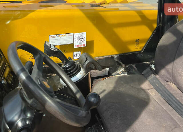 Желтый ЖЦБ 525-60 Hi-Viz, объемом двигателя 0 л и пробегом 0 тыс. км за 45998 $, фото 8 на Automoto.ua