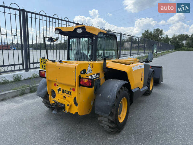 Желтый ЖЦБ 525-60 Hi-Viz, объемом двигателя 0 л и пробегом 3 тыс. км за 64208 $, фото 5 на Automoto.ua