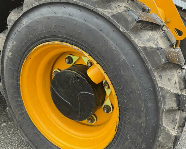 Жовтий ЖЦБ 525-60 Hi-Viz, об'ємом двигуна 0 л та пробігом 4 тис. км за 63637 $, фото 5 на Automoto.ua