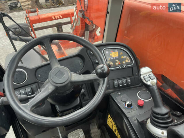 Помаранчевий ЖЦБ 525-60 Hi-Viz, об'ємом двигуна 2.8 л та пробігом 0 тис. км за 47200 $, фото 8 на Automoto.ua