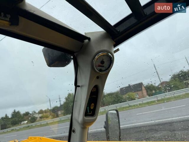 ЖЦБ 530-70 2005 в Луцке на Automoto.ua Желтый ЖЦБ 530-70, объемом двигателя 0 л и пробегом 7 тыс. км за 37900 $, фото 6 на Automoto.ua